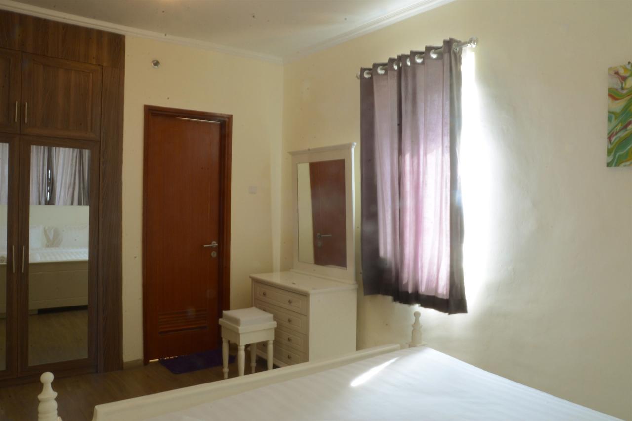 3Br Grand Palace With Private Bathtub By Travelio Jakarta Exterior photo